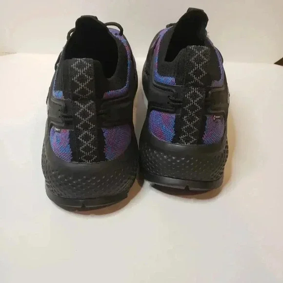 Keen Connect Fit Size 11 Brand New Red and Blue